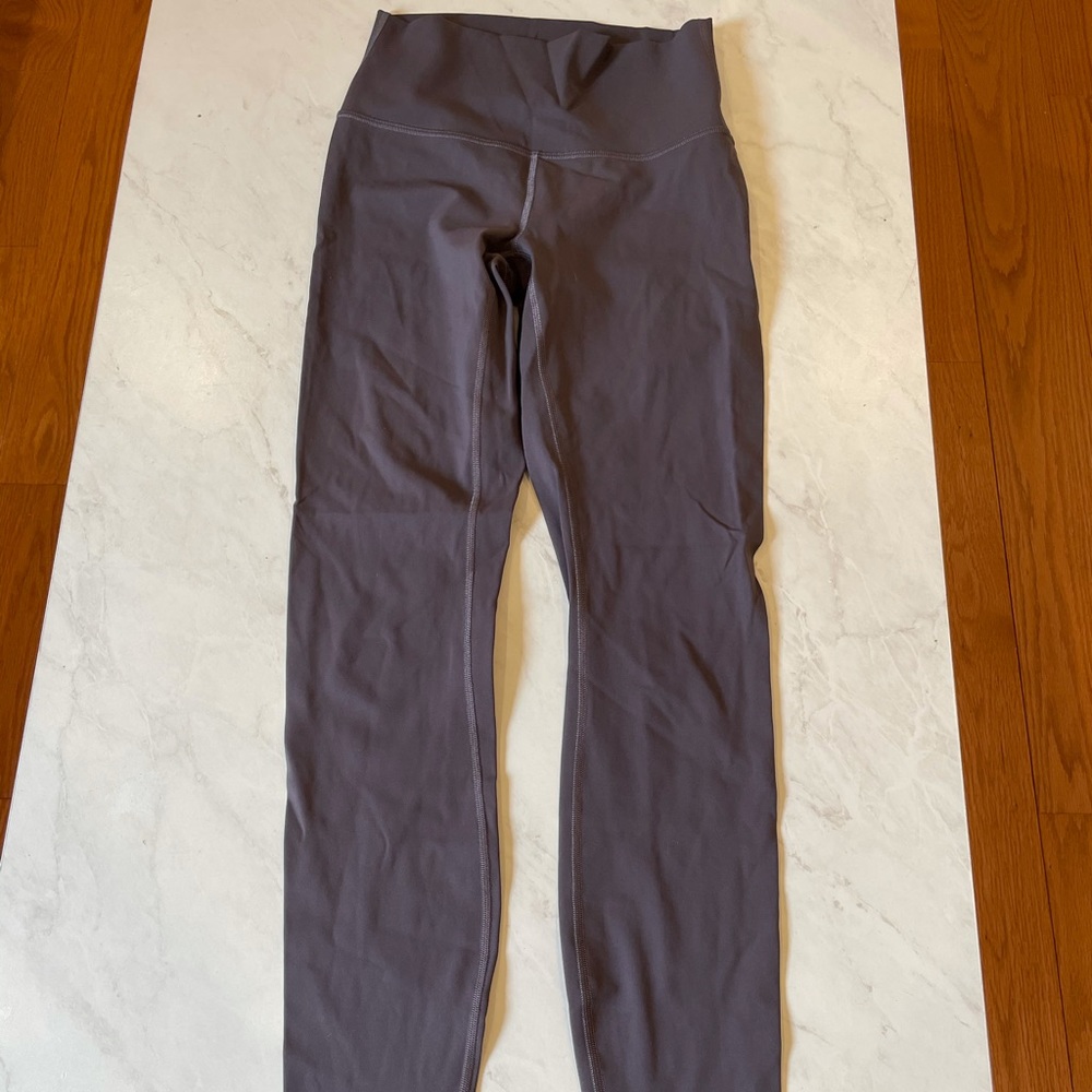 Lululemon wunder under